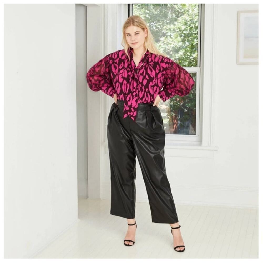 NWT Who What Wear Painted Animal Print Tie Blouse, Long Sleeve, Pink, size Large